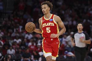 生涯第200场比赛！官方：丹尼尔斯连续抢断场次达56场 现存第一长