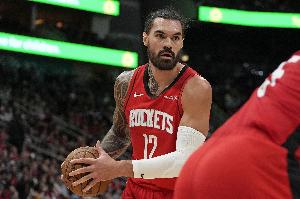 海王？是板王！亚当斯6中5高效砍12分12板2助 拼下8前场板！