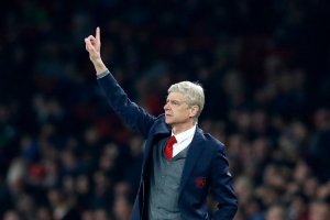 2012年的今天阿森纳0-4落后情况下逆转雷丁，最终7-5取胜